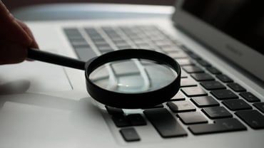 magnifying glass in computer